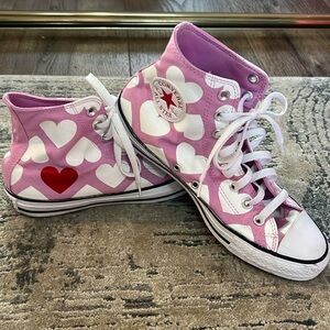 RARE!!!! Converse Chuck ♥️ High HEARTS in Peony Pink SZ 10